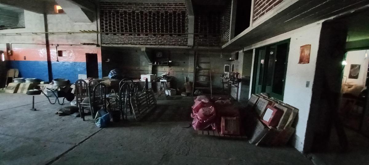 Casa Sobre Lote Propio con Galpón C/ Salida a Dos Calles, Valentin Alsina 4