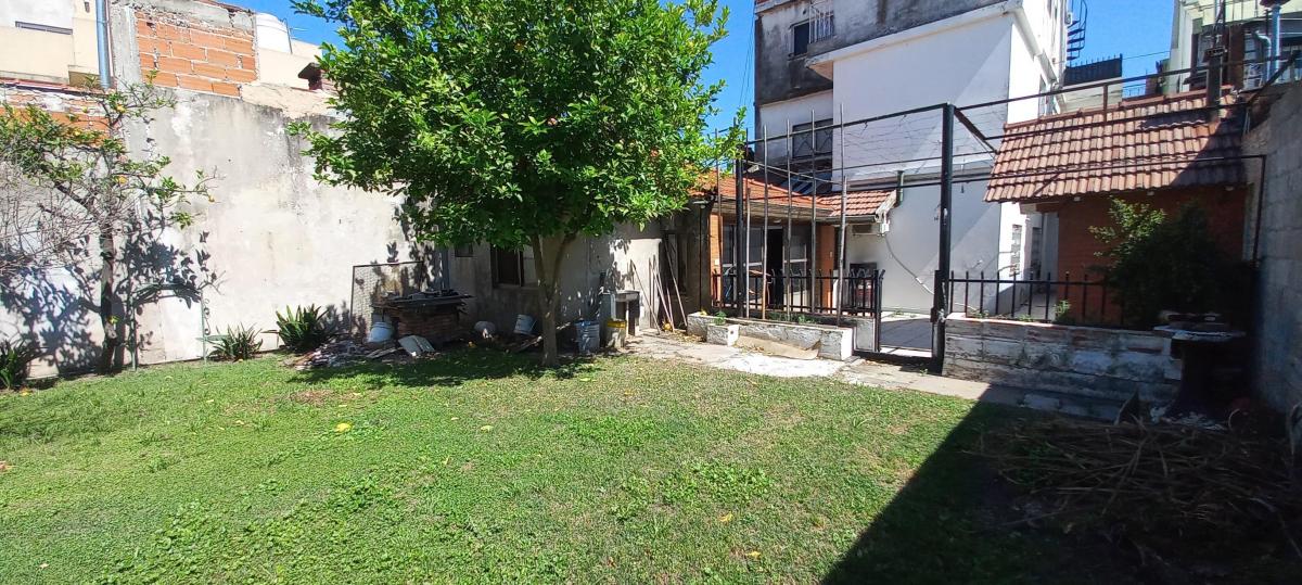 Venta Casa + Local + 2 Dptos Ideal Inversor. Lanus 1
