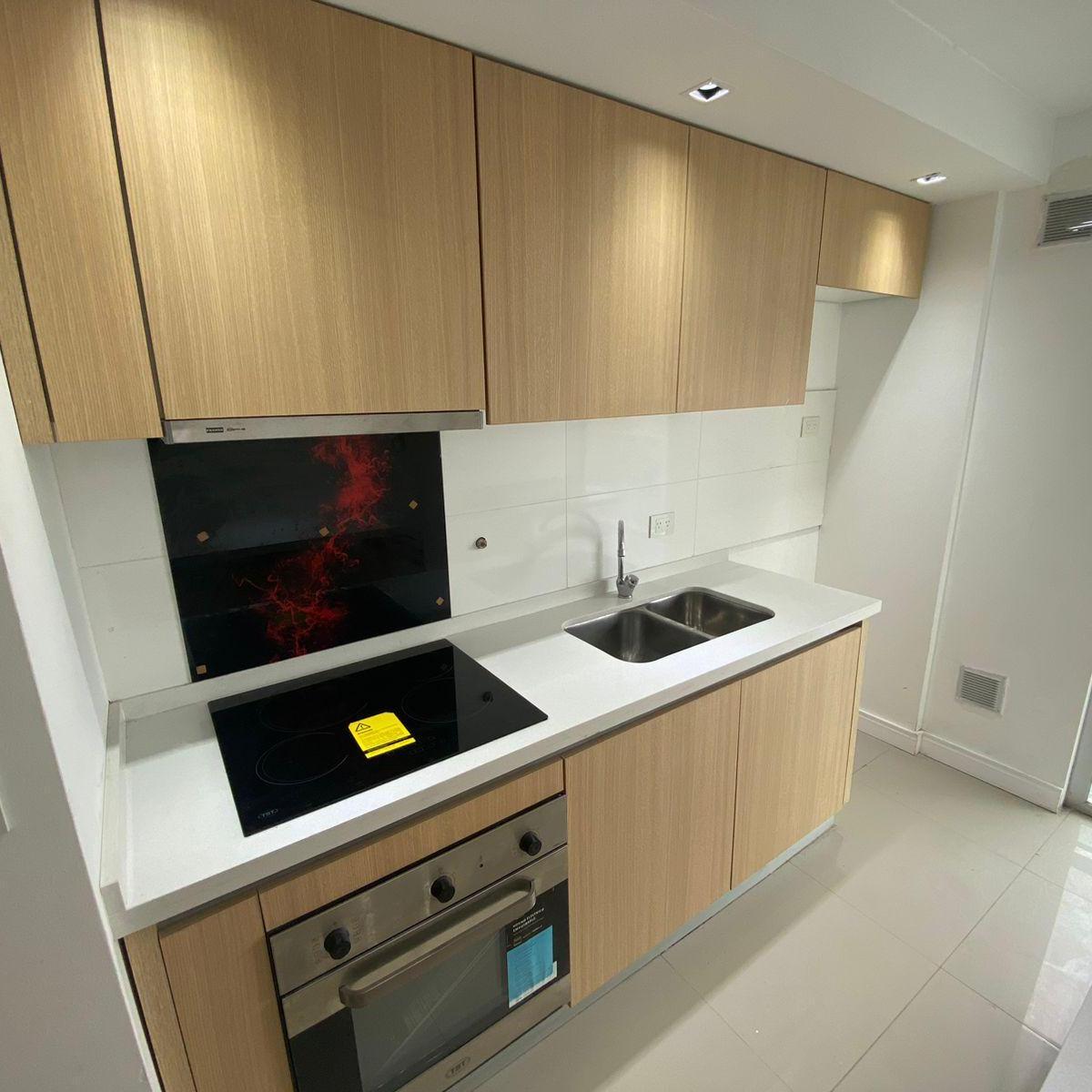 Foto de 2 AMB. C/COCH. EDIFICIO CON SUM, PARRILLA. En venta, Lanús O., imagen 2