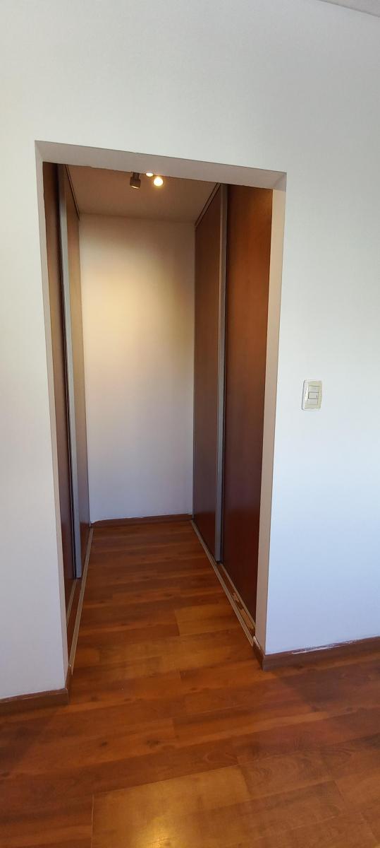 Apto Crédito. 3 Amb. Coch. y Baul. Lanus Ctro. 2 Baños. Balcon Al Fte. en Venta 2