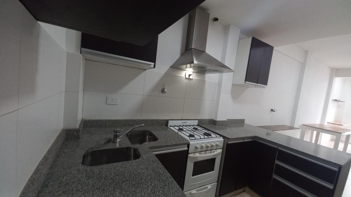 Venta Dpto 2 Ambientes con Dos Cocheras, Lanus 1