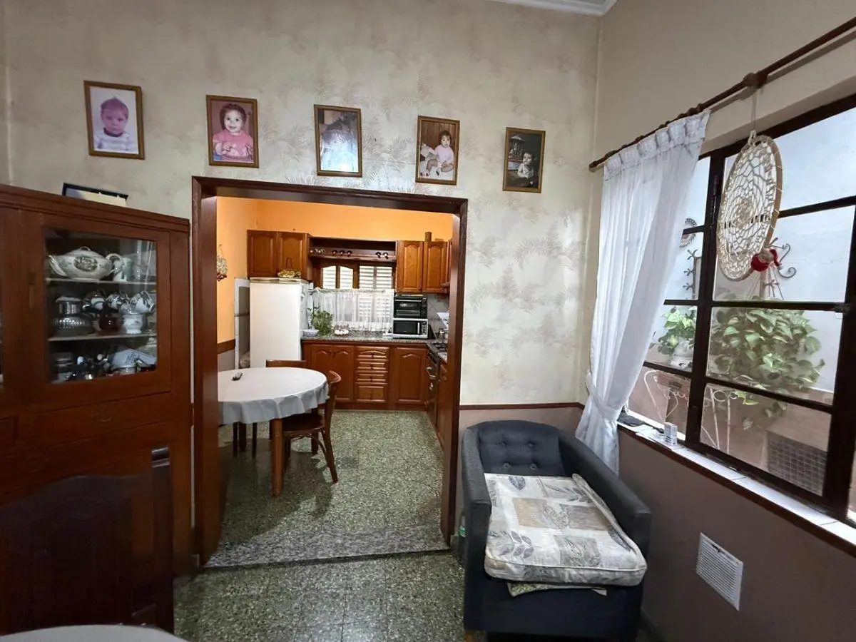 VENTA PH 3 AMBIENTES MAS LOCAL / MONOAMBIENTE 5