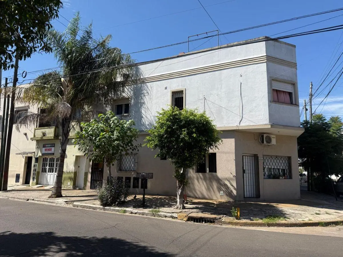 VENTA PH 3 AMBIENTES MAS LOCAL / MONOAMBIENTE 4