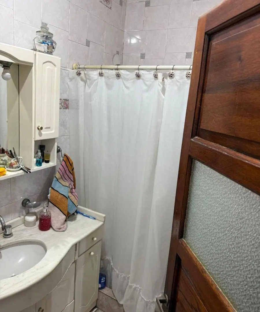 VENTA PH 3 AMBIENTES MAS LOCAL / MONOAMBIENTE 8