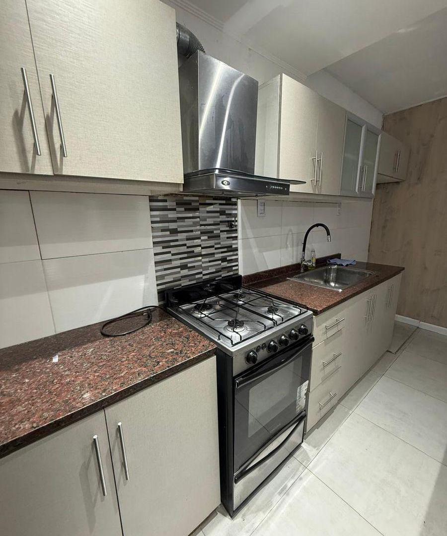 Foto de DUPLEX 4 AMB. CON COCHERA EN ALQUILER. LANUS O., imagen 5