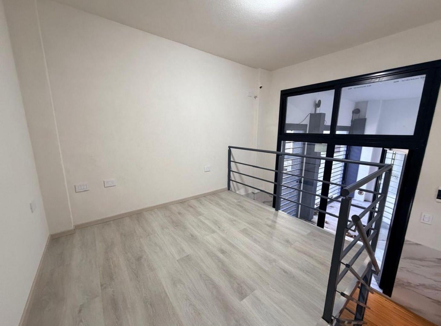 Foto de ALQUILER OFICINA A ESTRENAR EN EDIFICIO, imagen 2