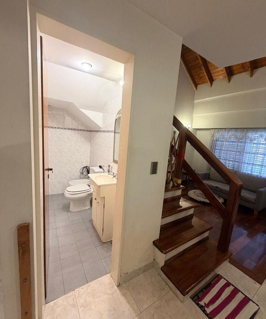 Foto de CASA 4 AMB. APTA CREDITO. EN VENTA. LANUS E. IMPECABLE ESTADO!, imagen 2