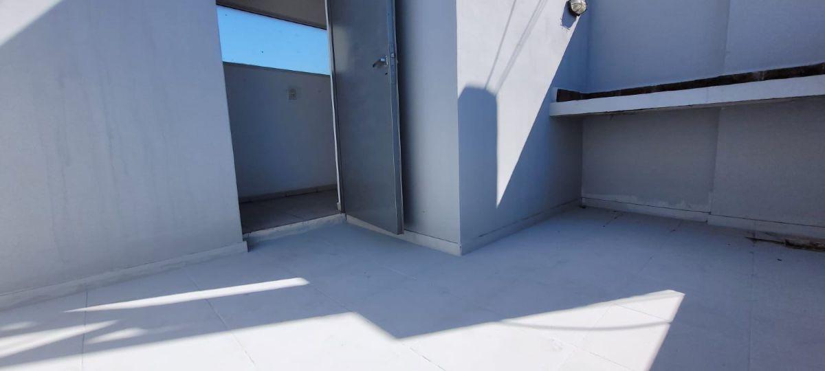 Foto de EN ALQUILER Departamento MONOAMBIENTE con TERRAZA EXCLUSIVA- Echesortu, imagen 2