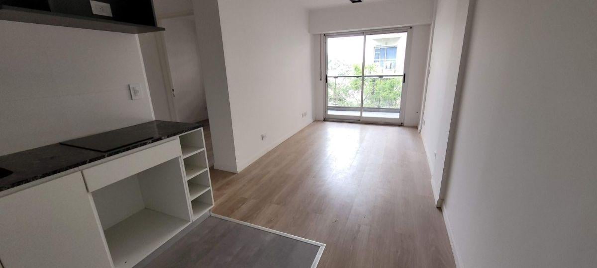 Foto de A ESTRENAR - Depto de 1 dorm. con BALCÓN AL FRENTE - Alem 1500, imagen 2