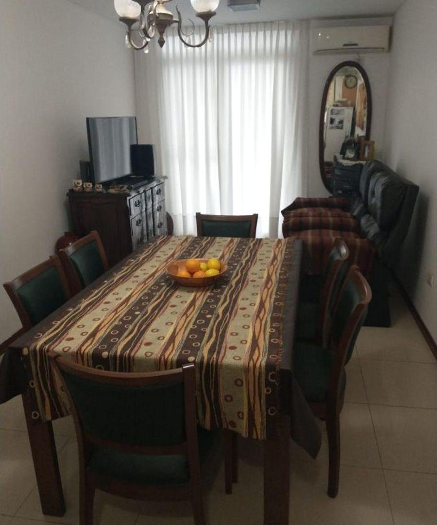 Foto de VENTA Depart. 1 dormitorio c/ balcón y PILETA. Tucumán 1400 Ba. Centro, imagen 2