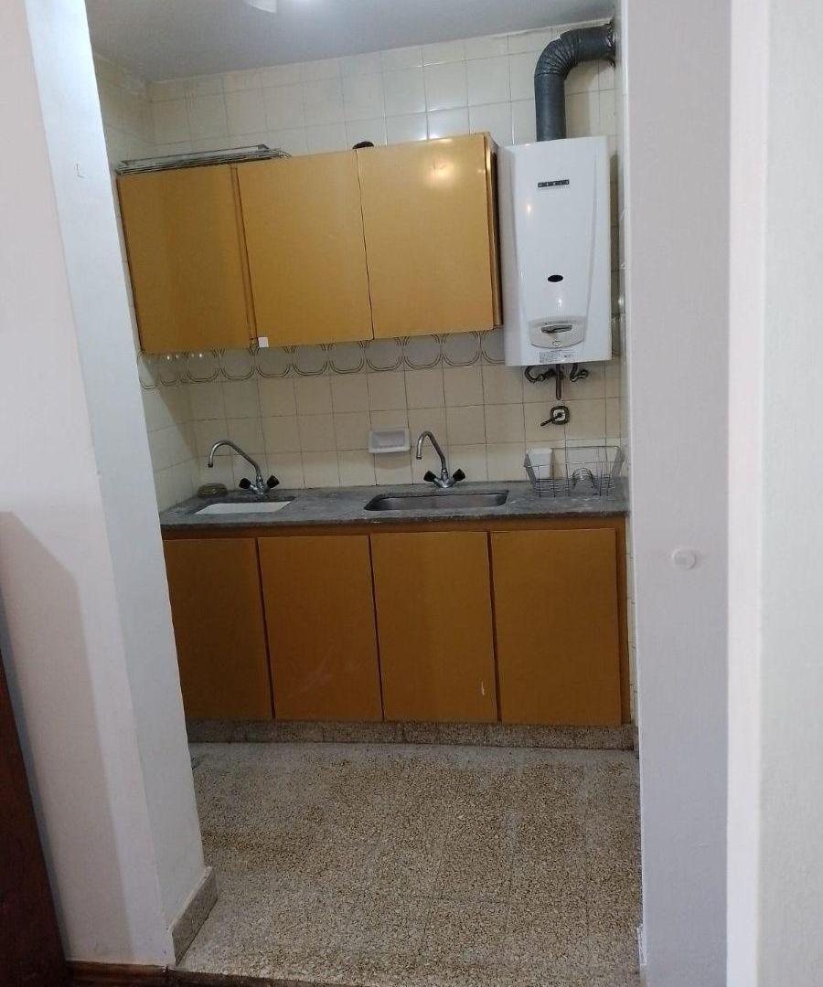 Foto de ALQUILER Depto amplio AL FRENTE 1 dormitorio, SEMIAMOBLADO- Alem 1300, imagen 5
