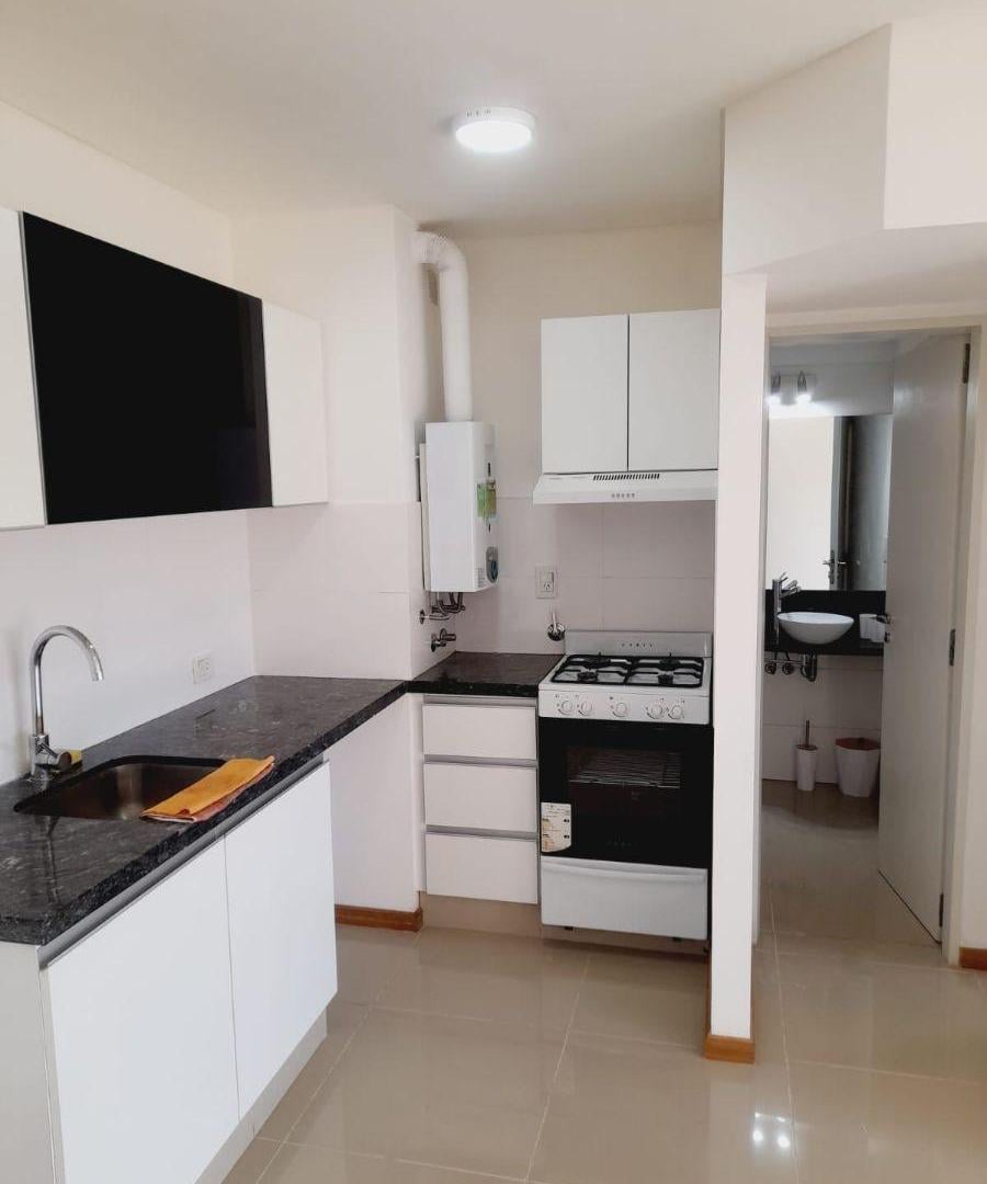 Foto de Dpto en ALQUILER - 1 dorm. c/Balcón al FRENTE - San Juan 2600, imagen 5