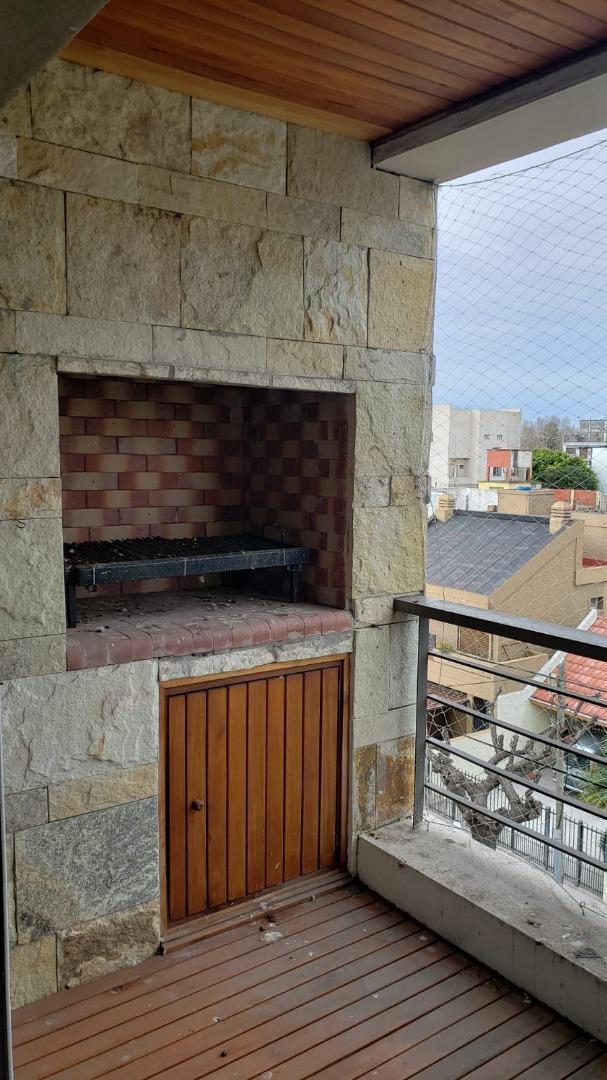 Departamento 3 Ambientes con 2 Cocheras 5