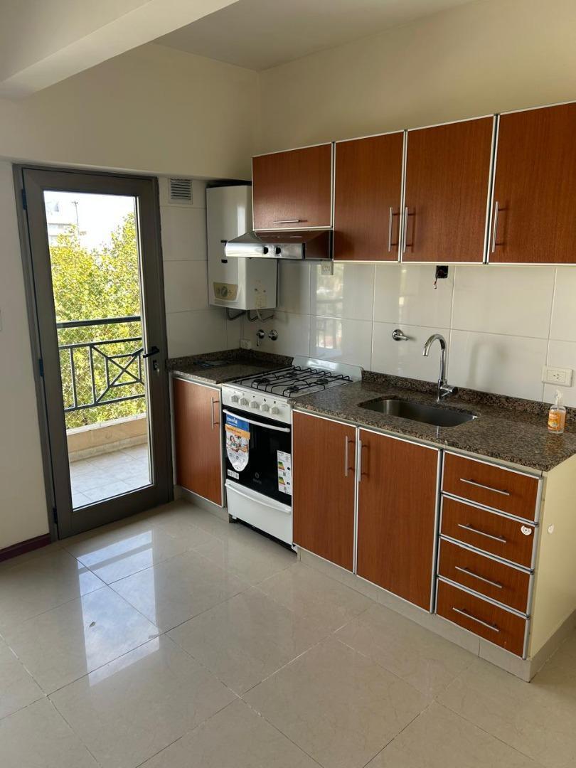 Departamento 3 Ambientes con Cochera 4
