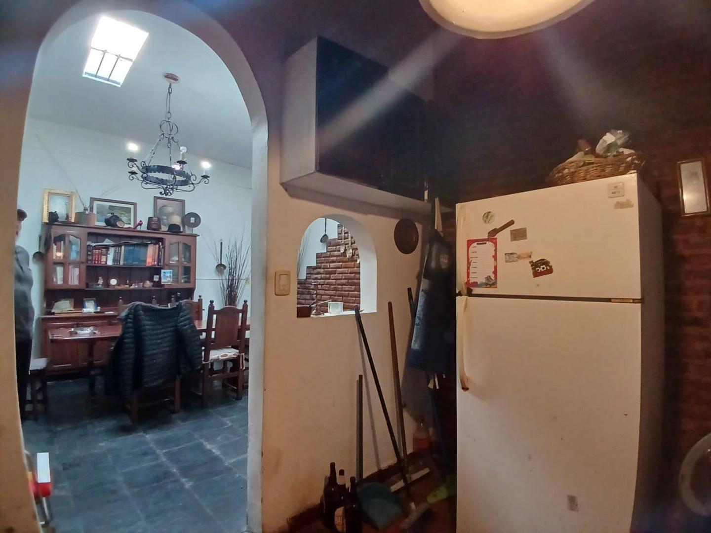 Foto de Casa de 3 ambientes con cochera en muy linda ubicación, imagen 3