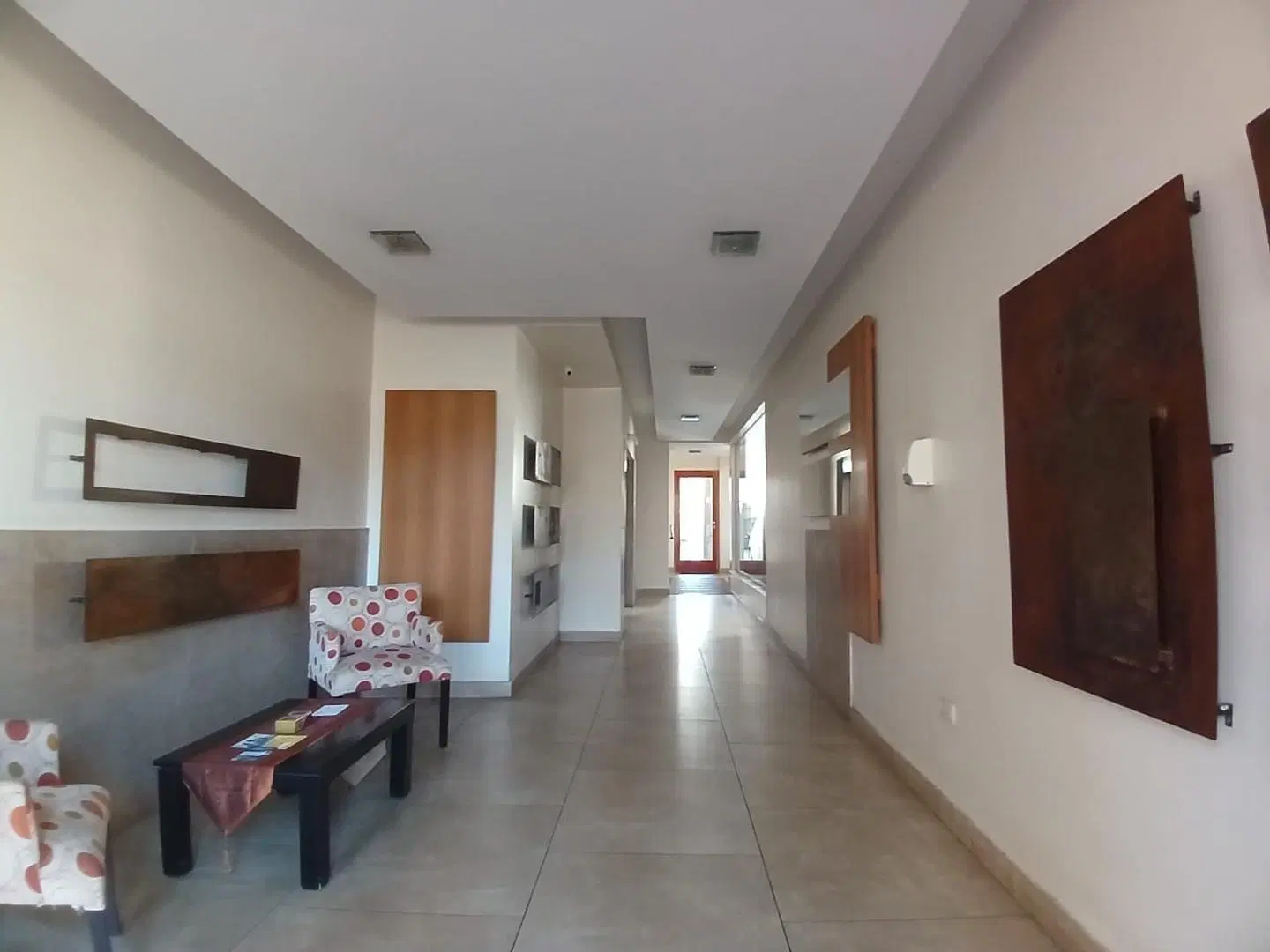 Departamento 3 ambientes al frente con doble cochera 3