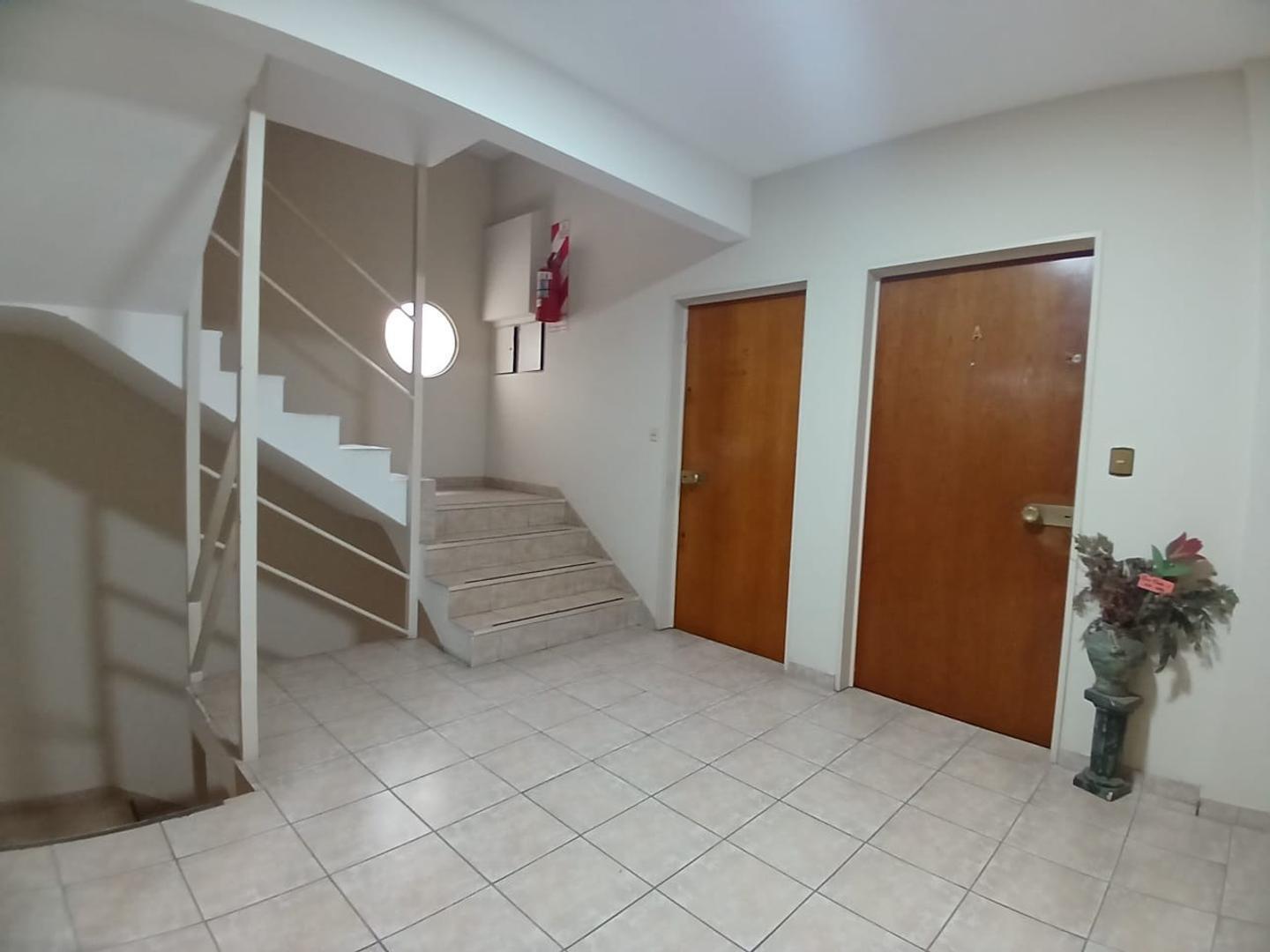 Foto de Departamento 3 ambientes céntrico, imagen 2