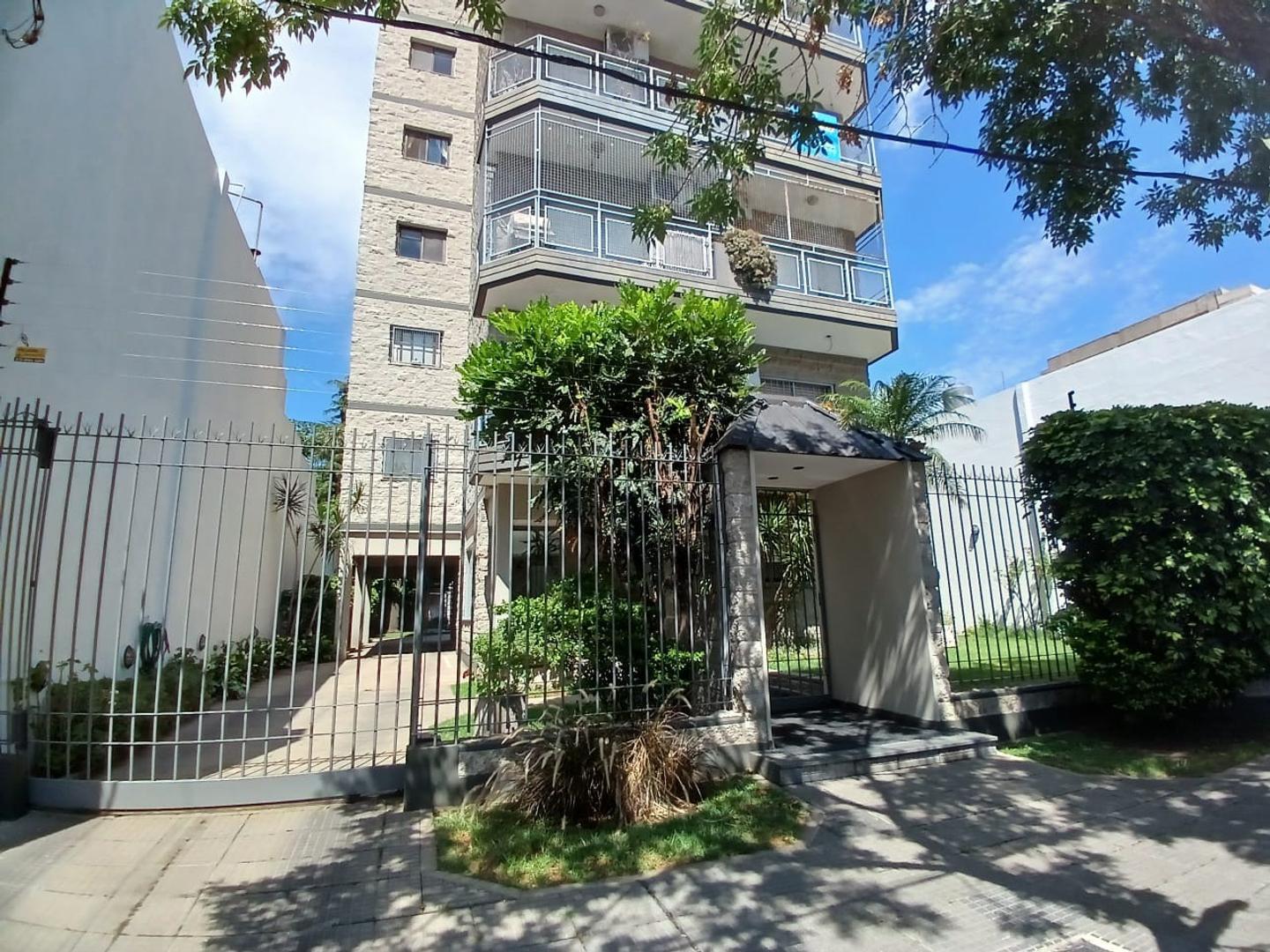 Foto de Departamento 3 ambientes con cochera y baulera., imagen 1