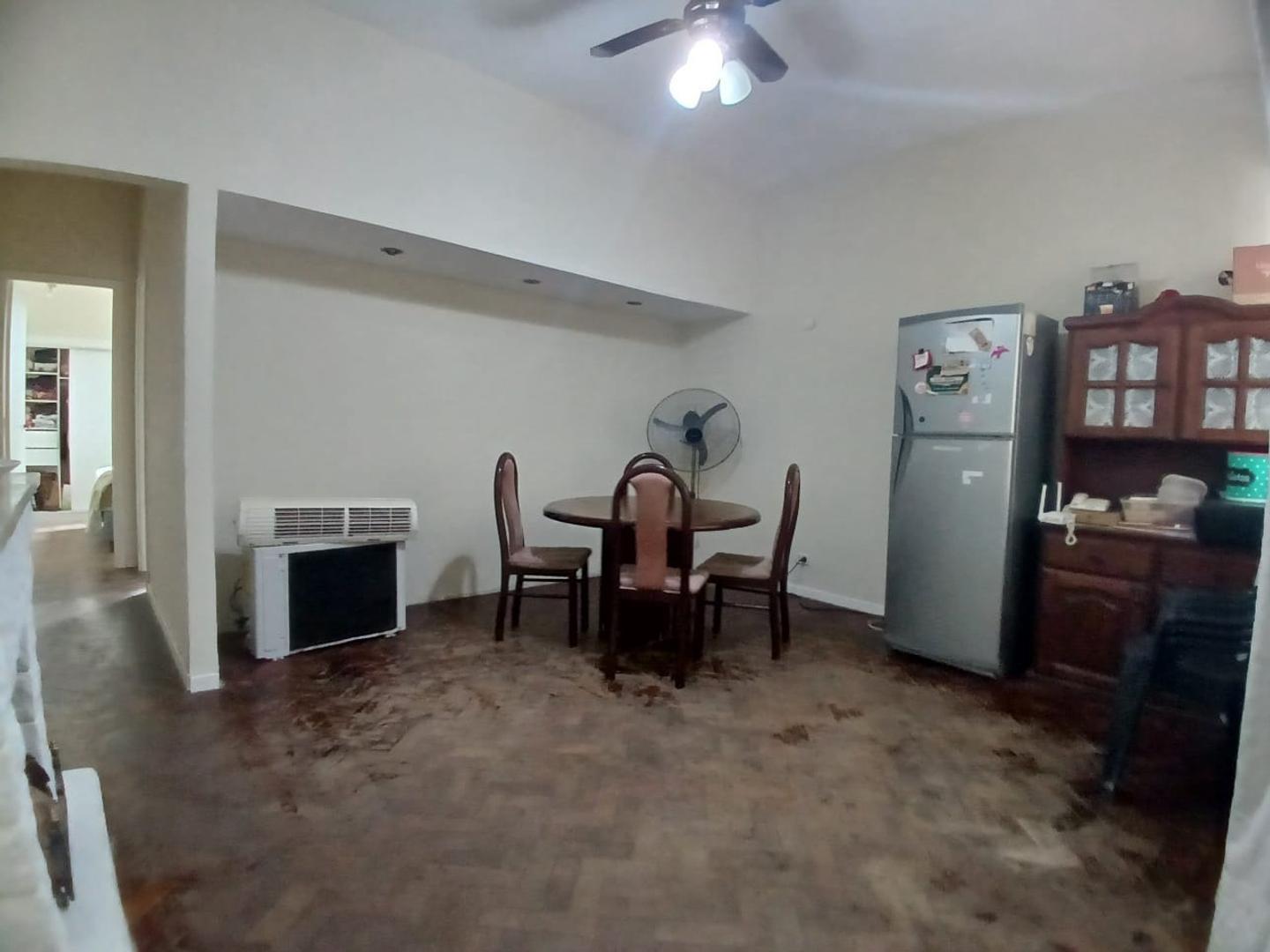 Foto de Departmento 4 Ambientes 2 piso por escalera con terraza., imagen 2
