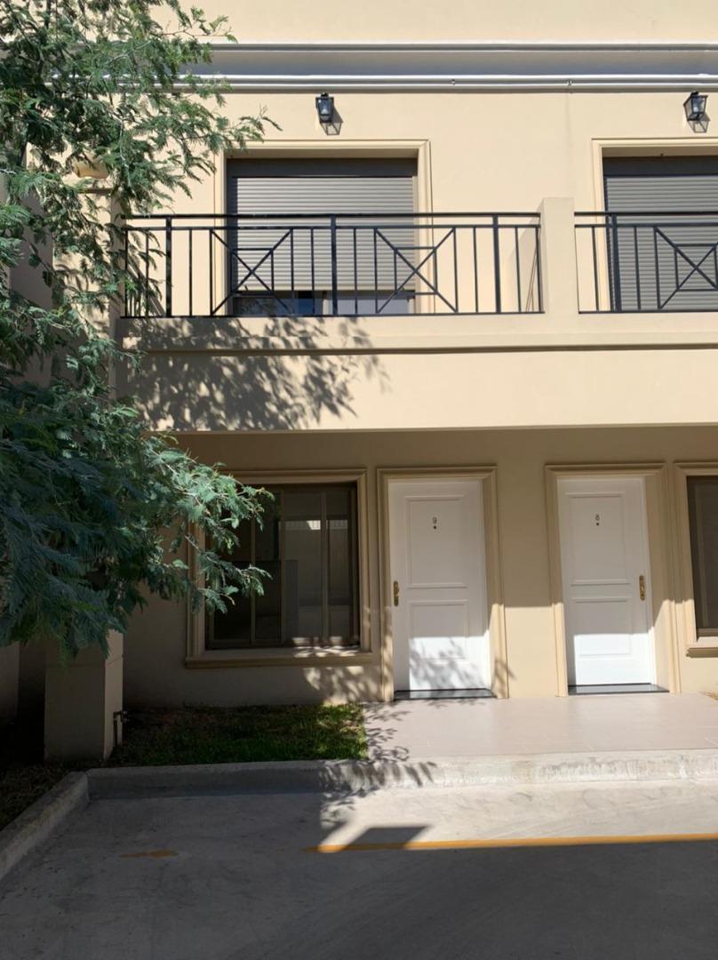 Foto de Hermosas Residencias 4 ambientes suitte de categoría, imagen 5