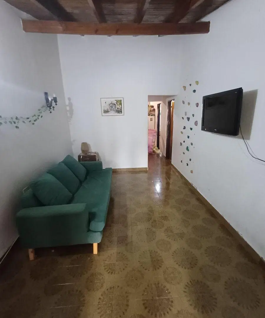 Oportunidad en B° Cúmelen | PH con 4 Dorm., a 20 cuadras de Av. Argentina 2