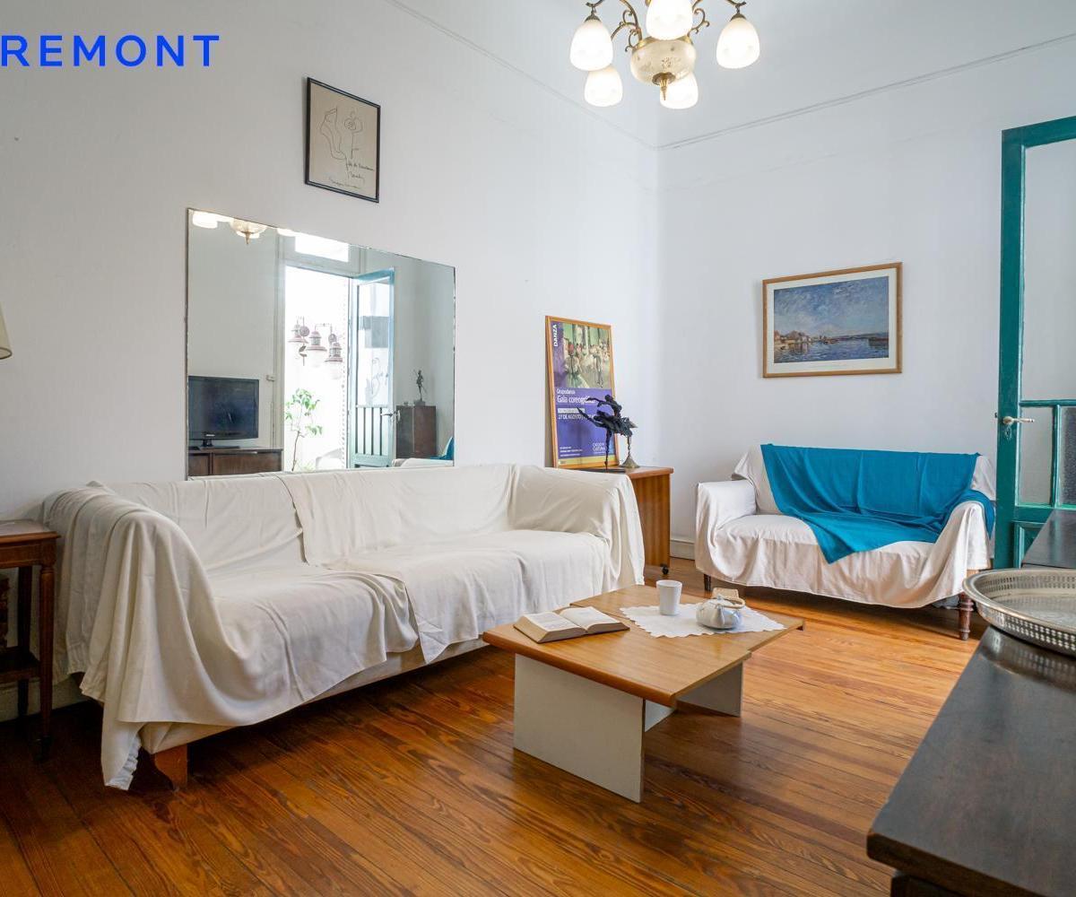 H. Yrigoyen 2500. Departamento 5 Ambientes en Venta. Balvanera 4