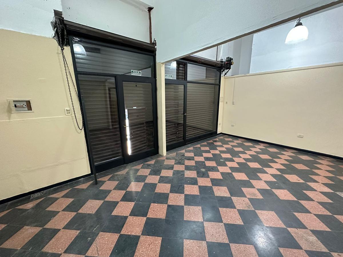 Foto de Moreno 2400. Local en alquiler- Balvanera, imagen 5