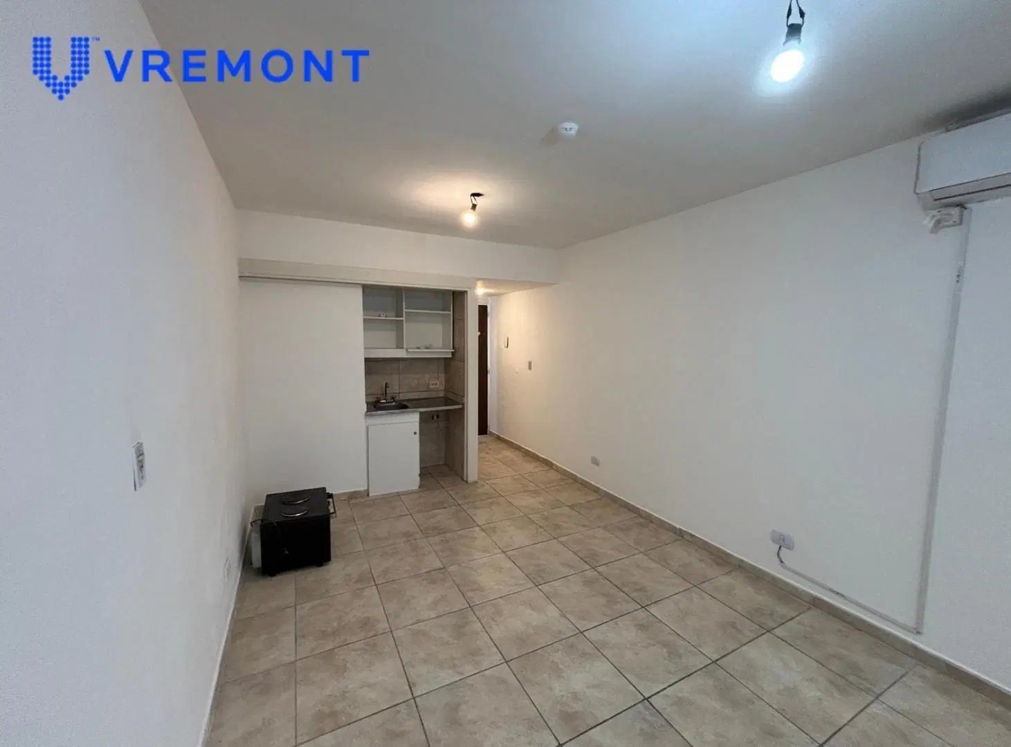 Oficina / Monoambiente Apto Vivienda en Venta 4