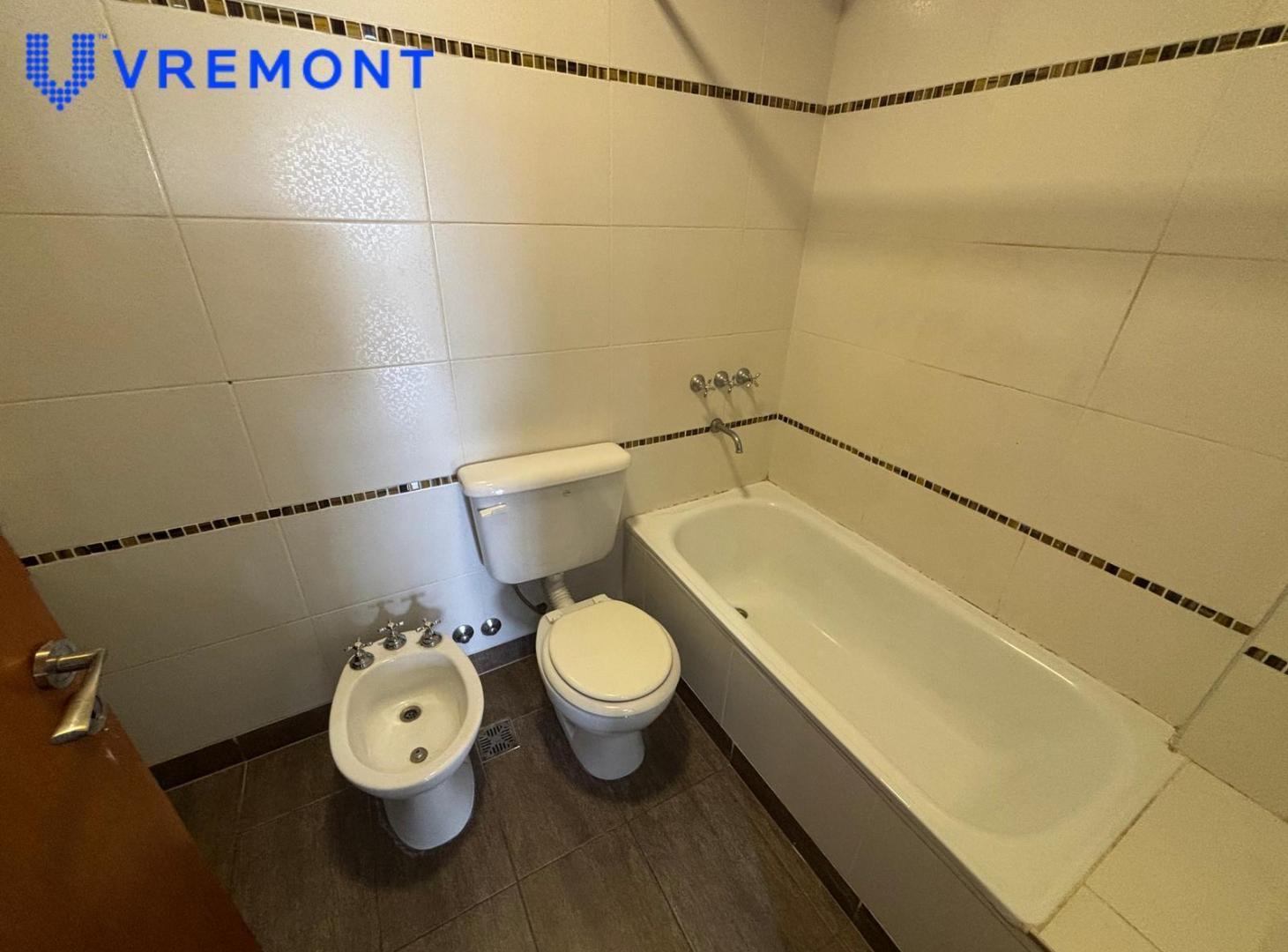 Foto de Alberti 300. Departamento Monoambiente en Alquiler, Balvanera, imagen 2