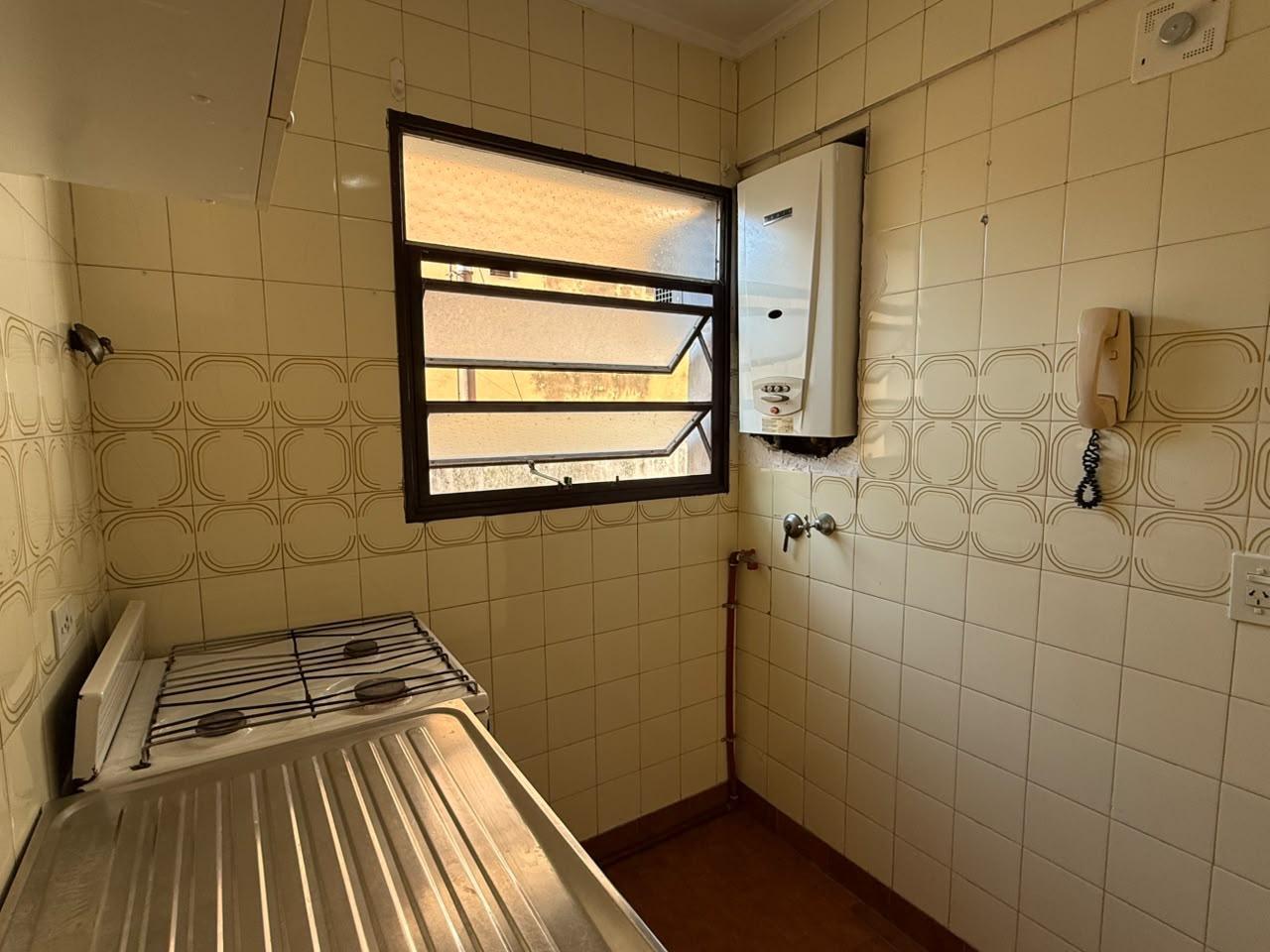 Foto de Alberti 100. Monoambiente en alquiler. Balvanera., imagen 2