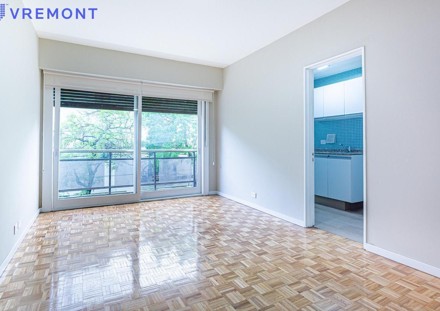 Foto de Av. Hipólito Yrigoyen 2600 / Departamento 3 Ambientes Remodelado /, imagen 2