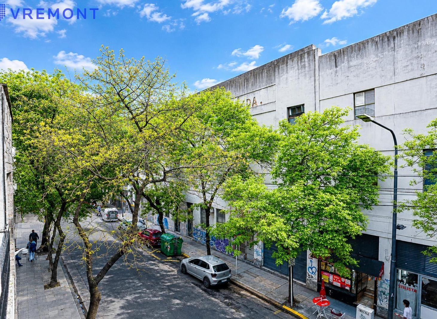 Foto de Av. Hipólito Yrigoyen 2600 / Departamento 3 Ambientes Remodelado /, imagen 5