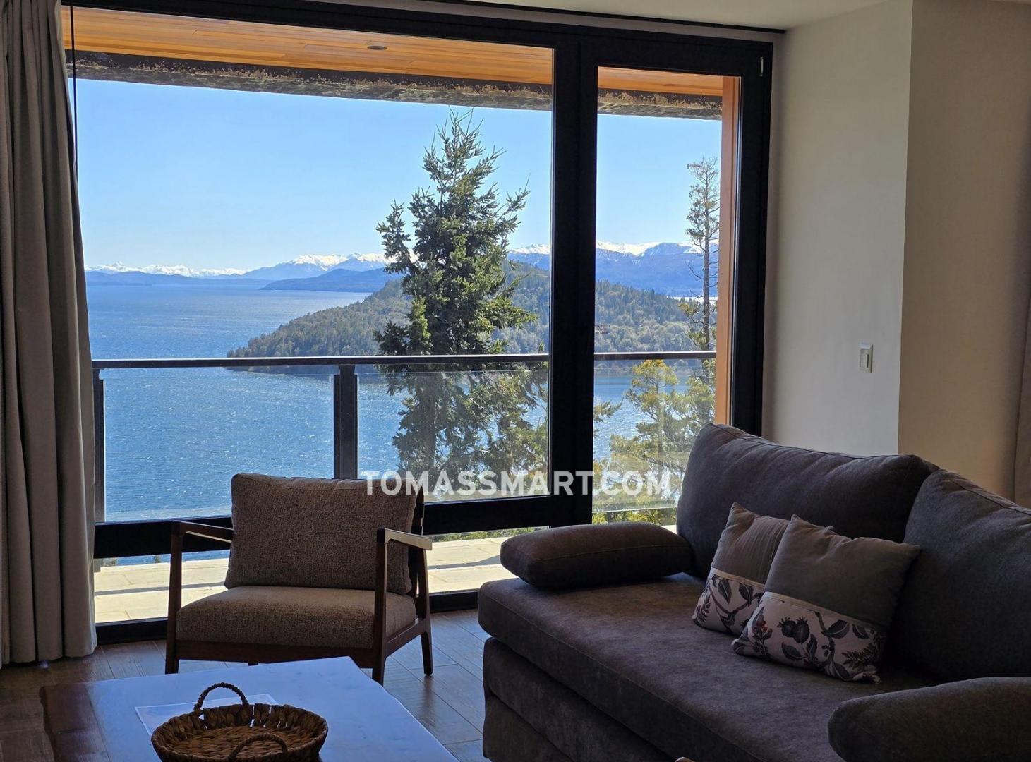 Foto de Depto dos dormitorios y balcón, excelente vista al lago, imagen 3