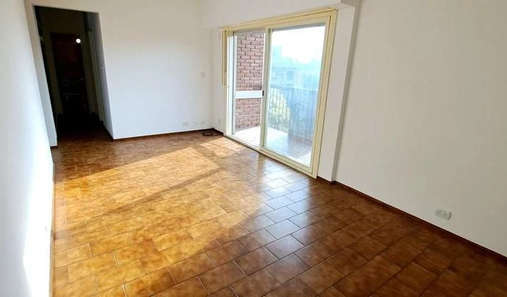 Foto de Venta Departamento de 3 amb. con balcón al frente Stos Lugares., imagen 3