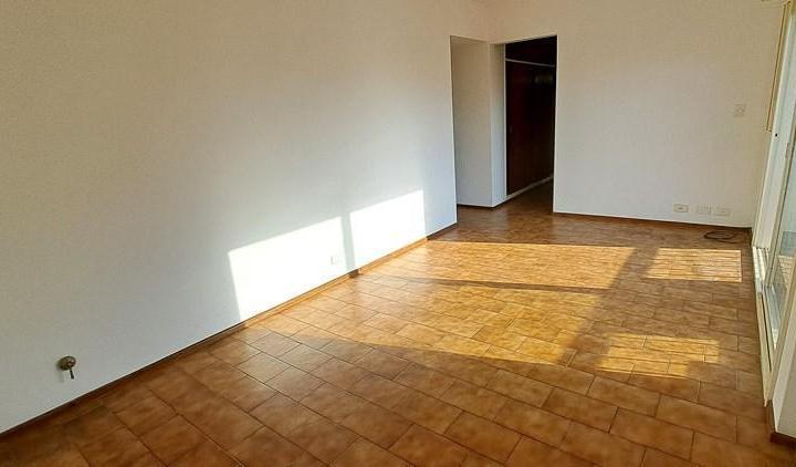 Foto de Venta Departamento de 3 amb. con balcón al frente Stos Lugares., imagen 4