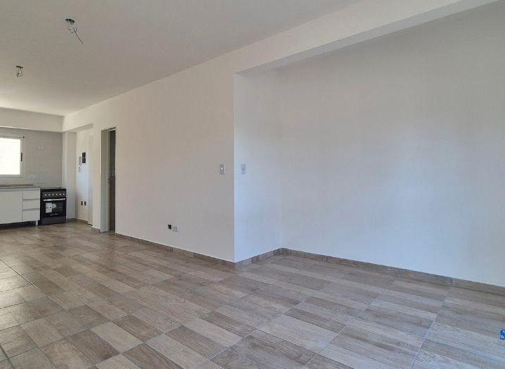 Departamento Monoambiente  en Alquiler en Sáenz Peña, Tres de Febrero, G.B.A. Zona Oeste 2