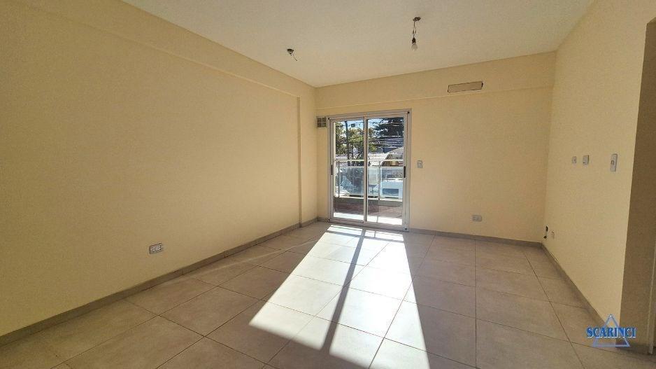 Foto de Departamento en Alquiler en Sáenz Peña, Tres de Febrero, G.B.A. Zona Oeste, imagen 4