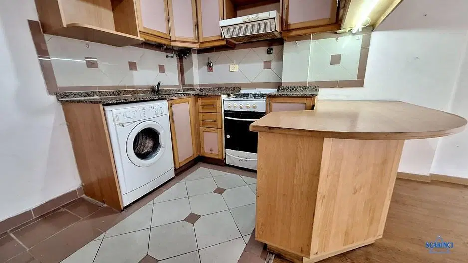 Departamento  en Venta en Caseros, Tres de Febrero, G.B.A. Zona Oeste 2