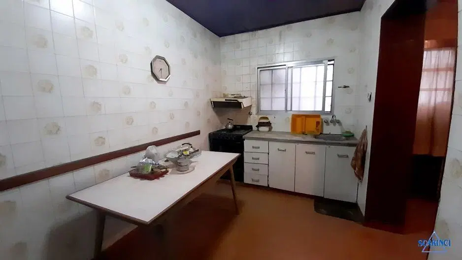 Casa en venta sobre lote propio - 2 viviendas - Santos Lugares. 8