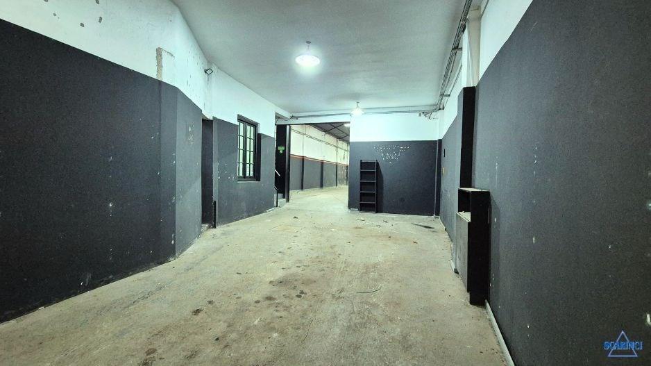 Foto de Depósito en Alquiler en Sáenz Peña, Tres de Febrero, G.B.A. Zona Oeste, imagen 1