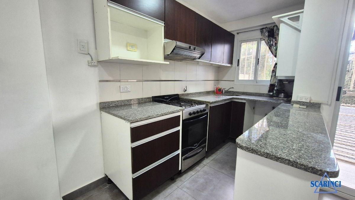 Foto de Alquiler Departamento de 2 ambientes con balcón Sáenz Peña., imagen 1