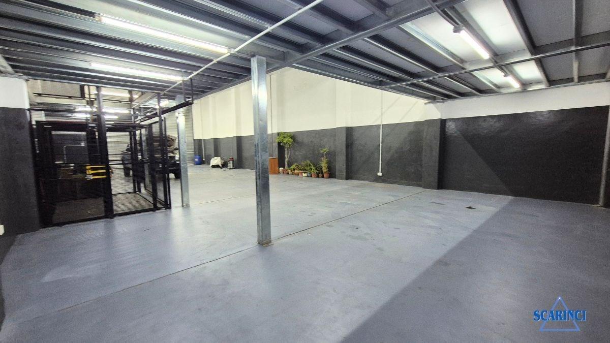 Foto de Depósito Galpón en Alquiler en Villa Lynch, San Martin, G.B.A. Zona, imagen 4