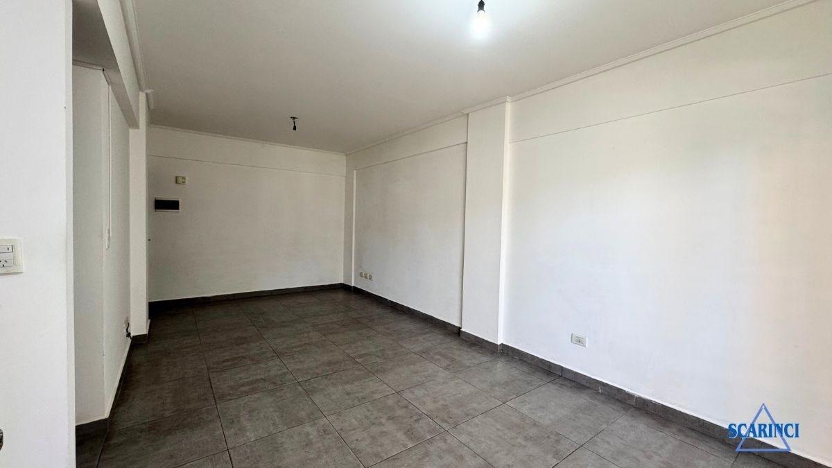 Foto de Departamento de 3 ambientes con cochera apto credito en Venta en Sáenz, imagen 4