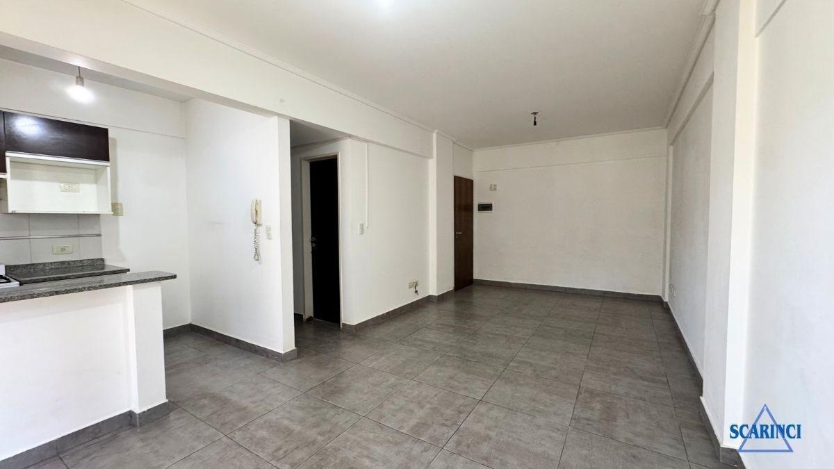 Foto de Departamento de 3 ambientes con cochera apto credito en Venta en Sáenz, imagen 3