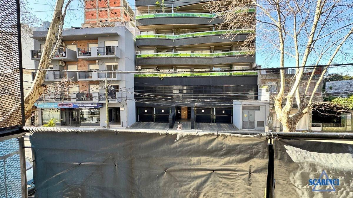 Foto de Departamento de 3 ambientes con cochera apto credito en Venta en Sáenz, imagen 5
