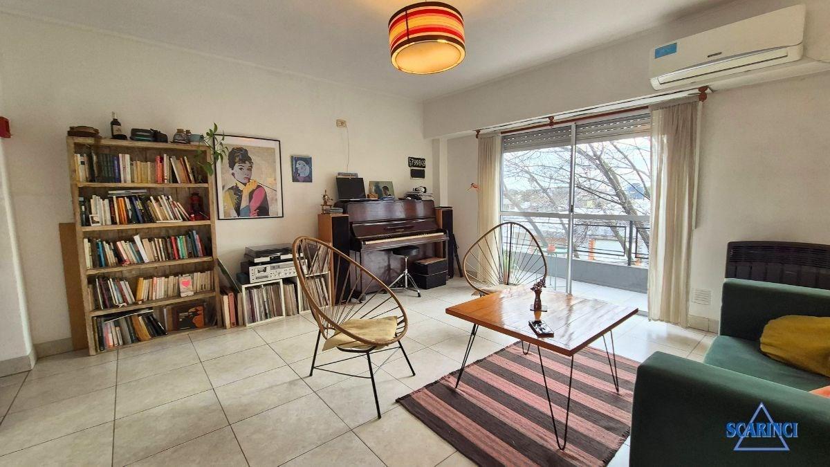 Foto de Departamento PH en Venta en Caseros, Tres de Febrero, G.B.A. Zona Oeste, imagen 2
