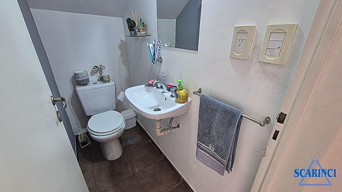 Foto de Departamento PH en Venta en Villa Raffo, Tres de Febrero, G.B.A. Zona, imagen 4