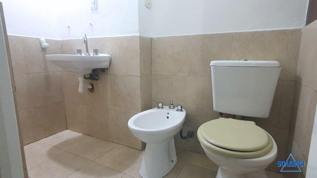 Foto de Departamento PH en Alquiler en Sáenz Peña, Tres de Febrero, G.B.A. Zona, imagen 5