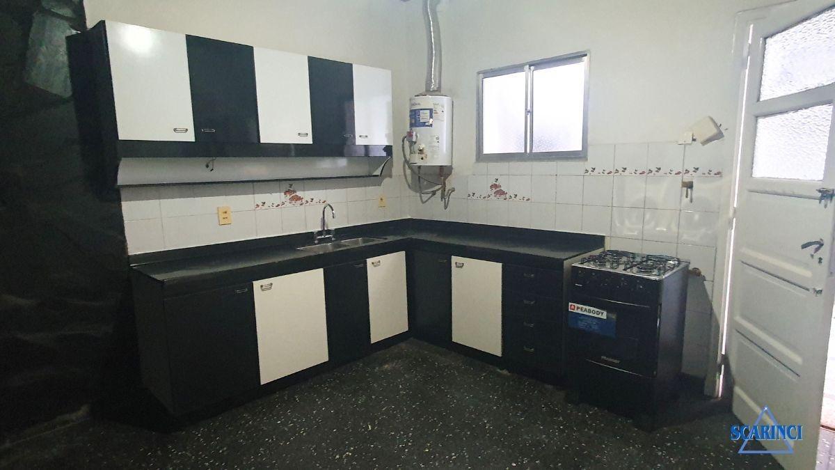 Foto de Departamento PH en Alquiler en Sáenz Peña, Tres de Febrero, G.B.A. Zona, imagen 2