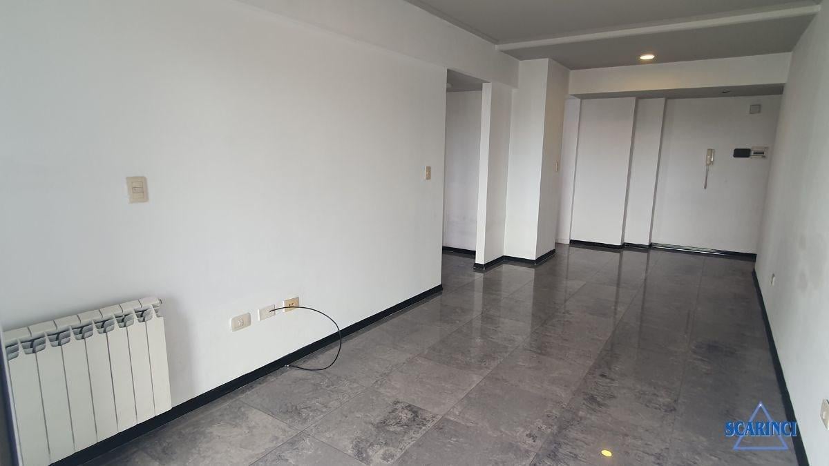 Foto de Departamento en Alquiler en Sáenz Peña, Tres de Febrero, G.B.A. Zona, imagen 2